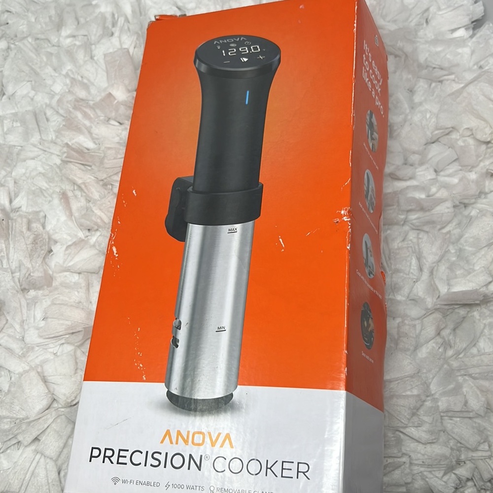 Anova Precision® Cooker Plug Type: CA Plug (120V)